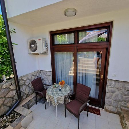 Apartments Vesna Pinezići Εξωτερικό φωτογραφία